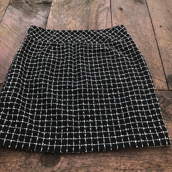 Women's Loft skirt - Picture 3 of 3